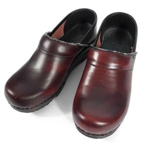 Dansko dark red clog size 36 narrow